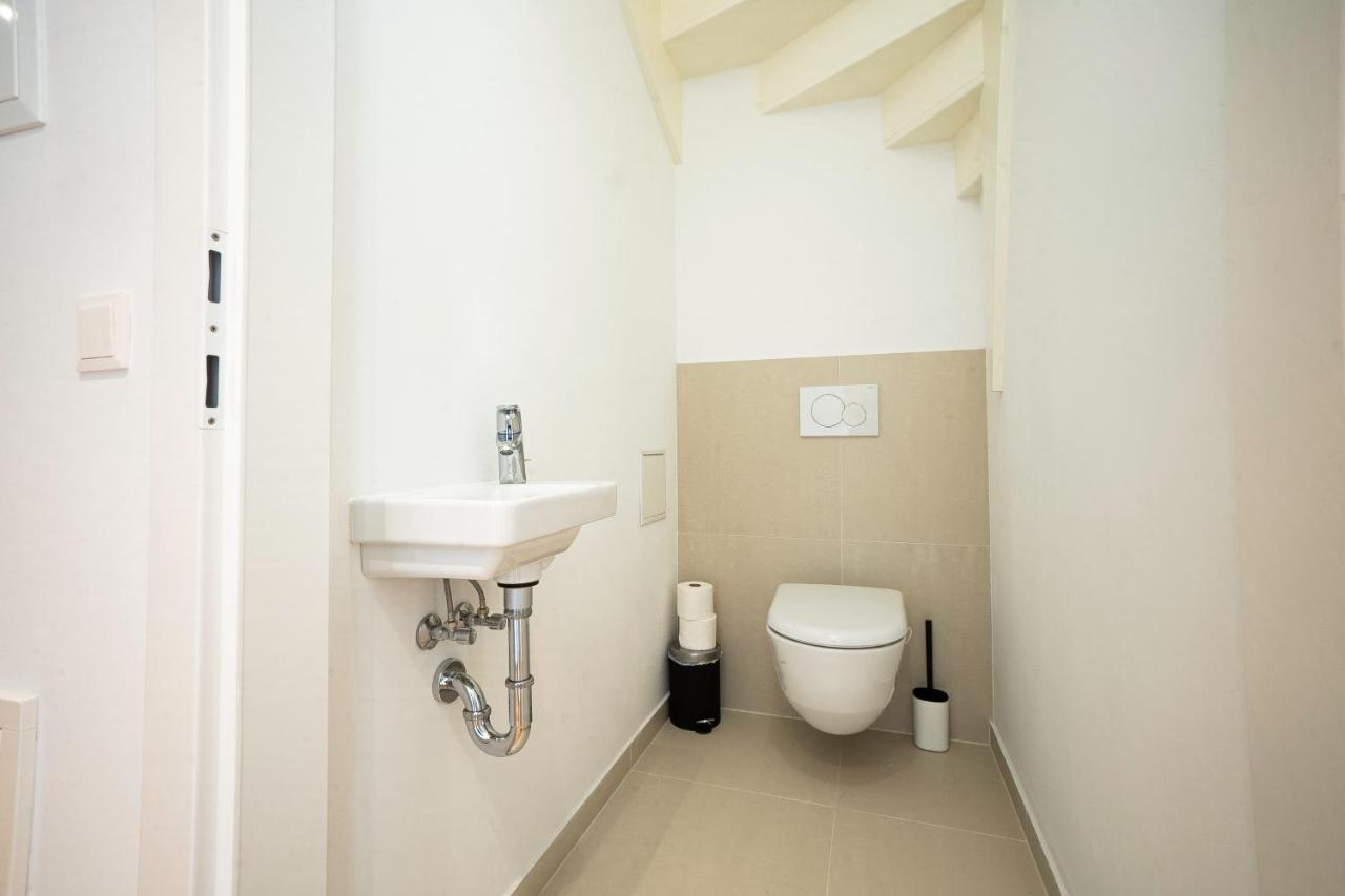 Orestaliving - Penthouse With Designer Renovation Wien Exterior foto